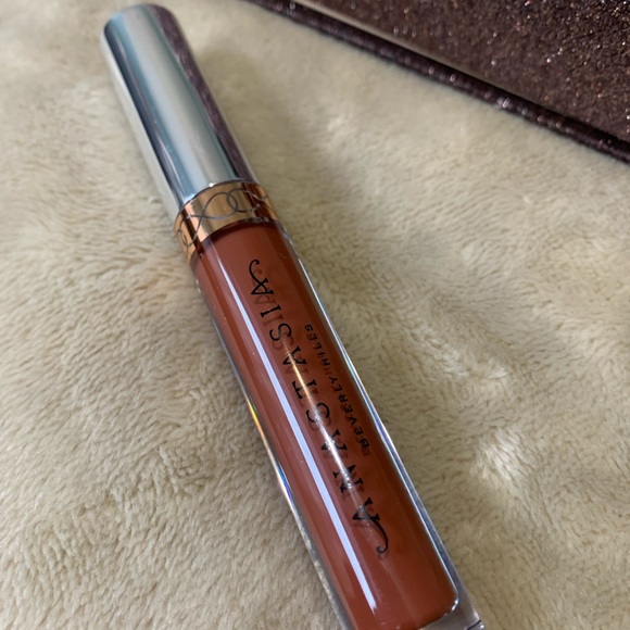 Anastasia Beverly Hills Liquid Lipstick in Weekender BNWB - Picture 5 of 7